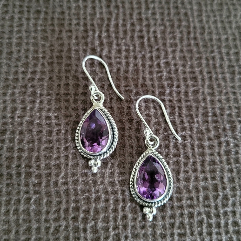 Shivam Amethyst💜 Teardrop💧Earrings - Picture 14 of 14